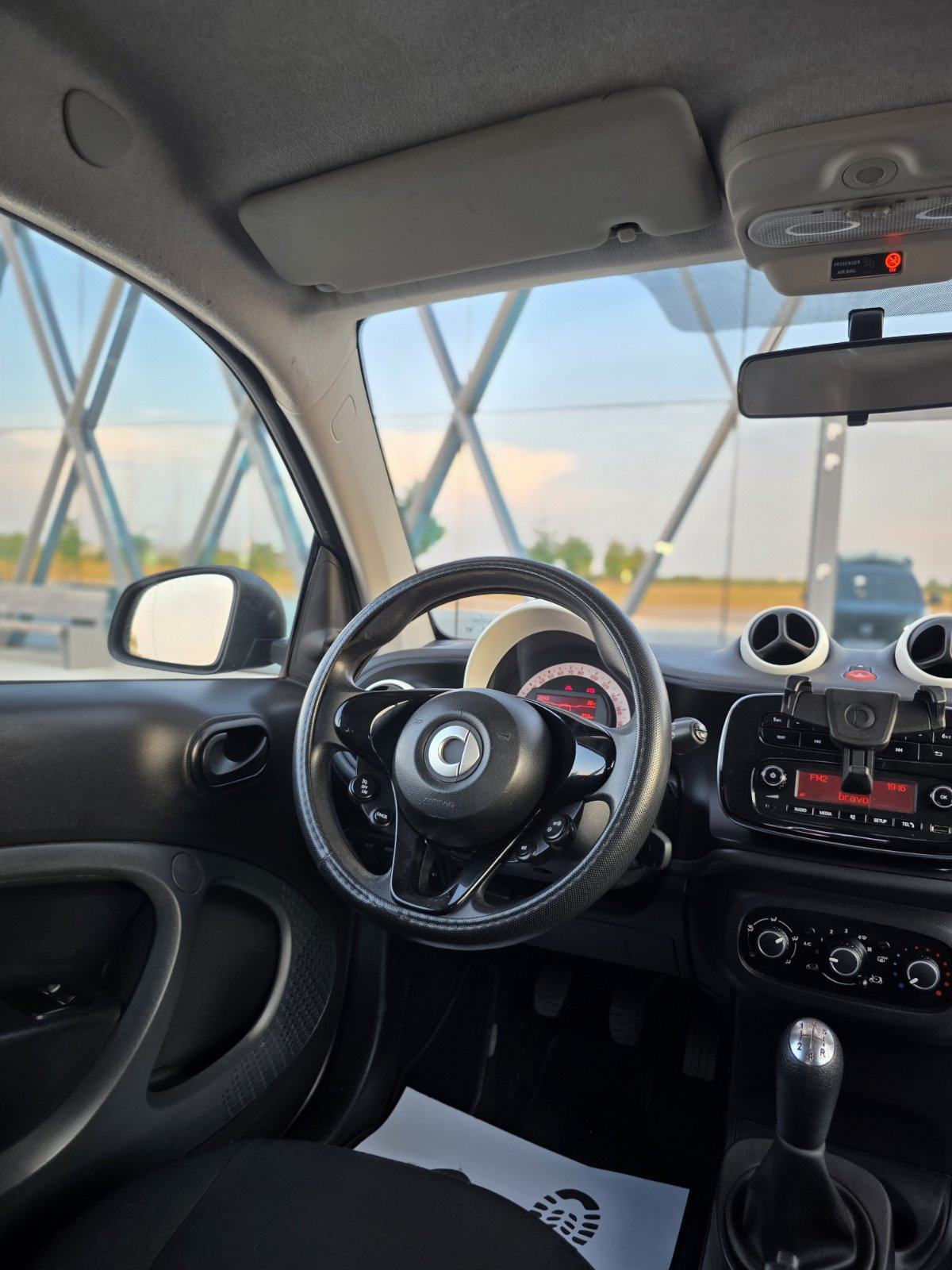 Smart fortwo 1.0 *MOGUĆA ZAMJENA*, fotografija 12