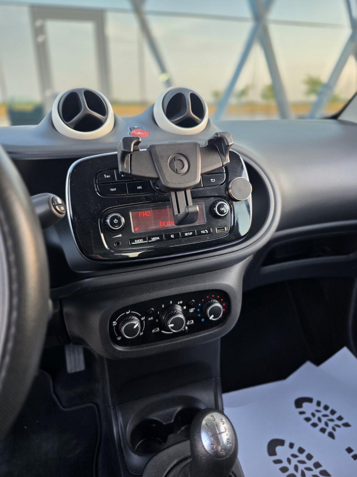 Smart fortwo 1.0 *MOGUĆA ZAMJENA*, fotografija 14