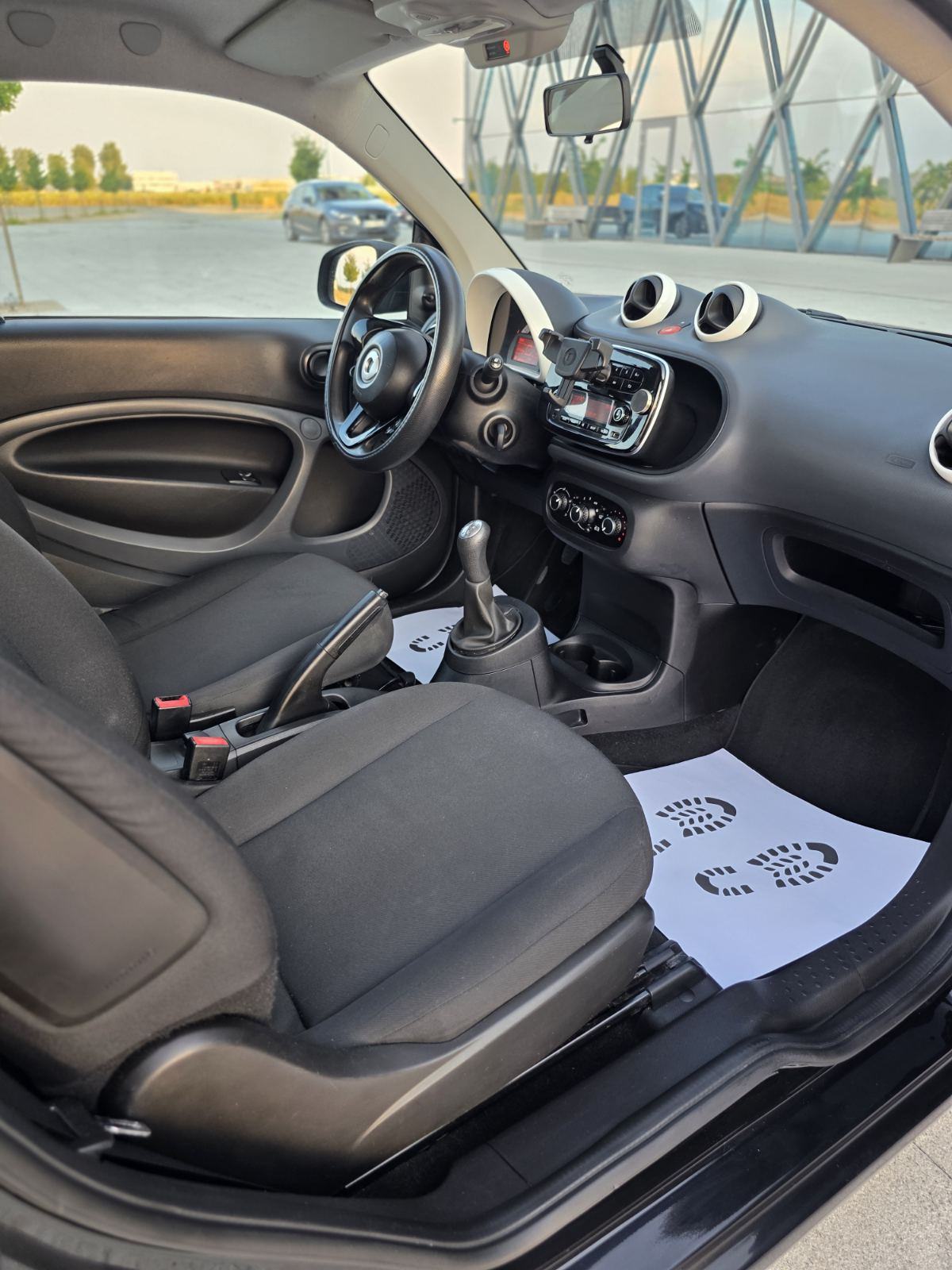 Smart fortwo 1.0 *MOGUĆA ZAMJENA*, fotografija 17