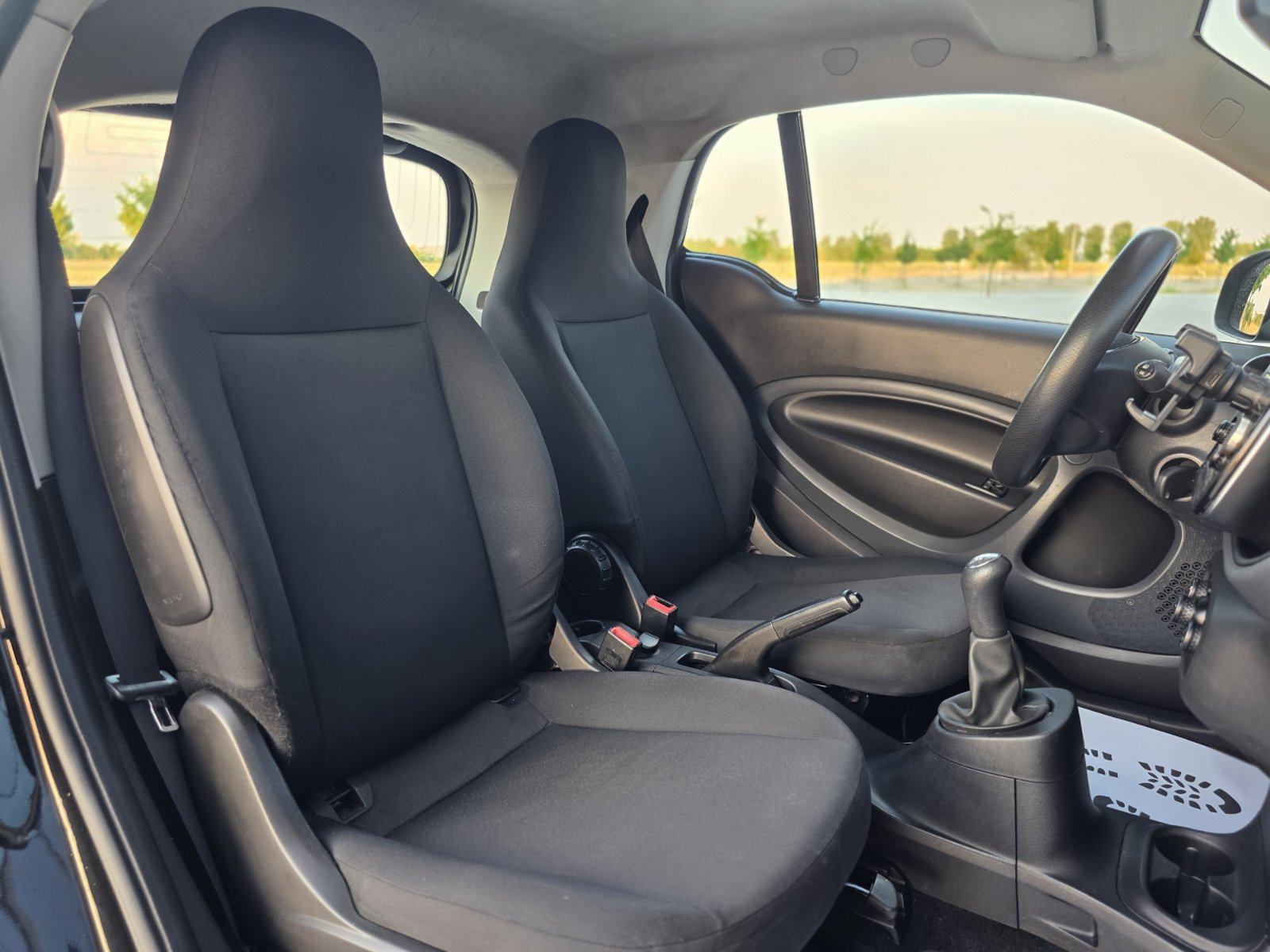 Smart fortwo 1.0 *MOGUĆA ZAMJENA*, fotografija 16