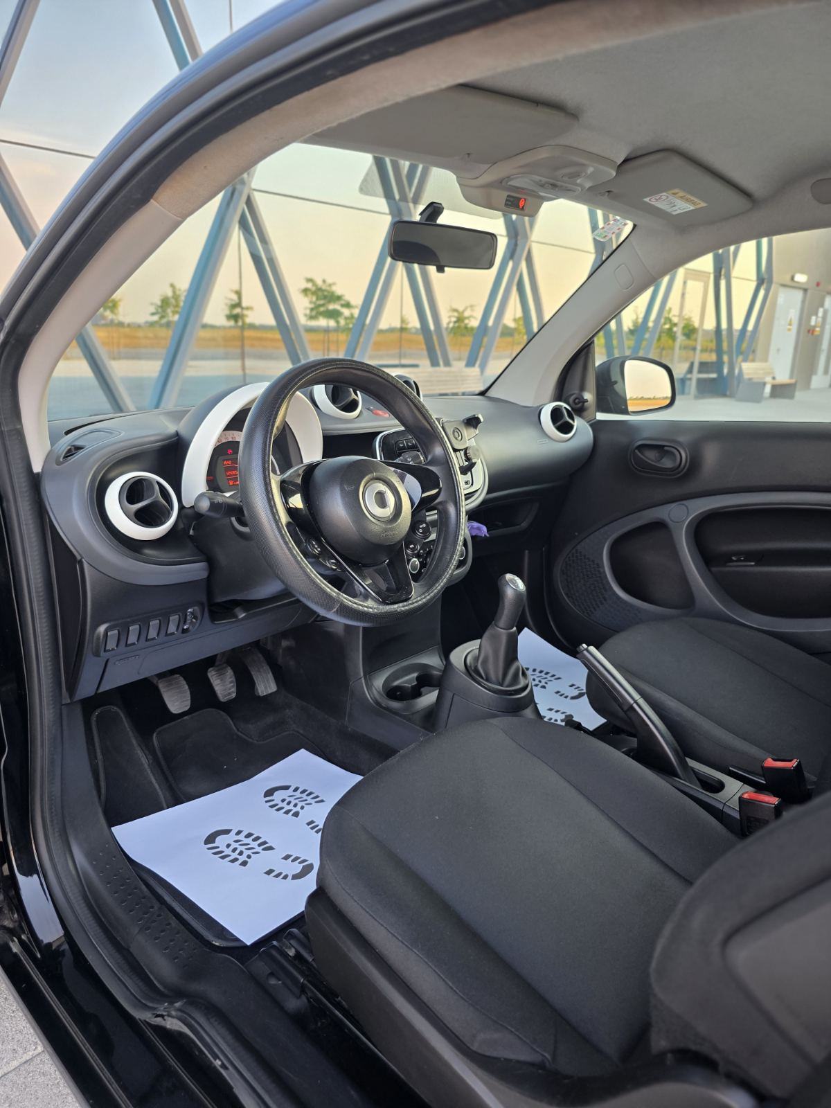 Smart fortwo 1.0 *MOGUĆA ZAMJENA*, fotografija 10