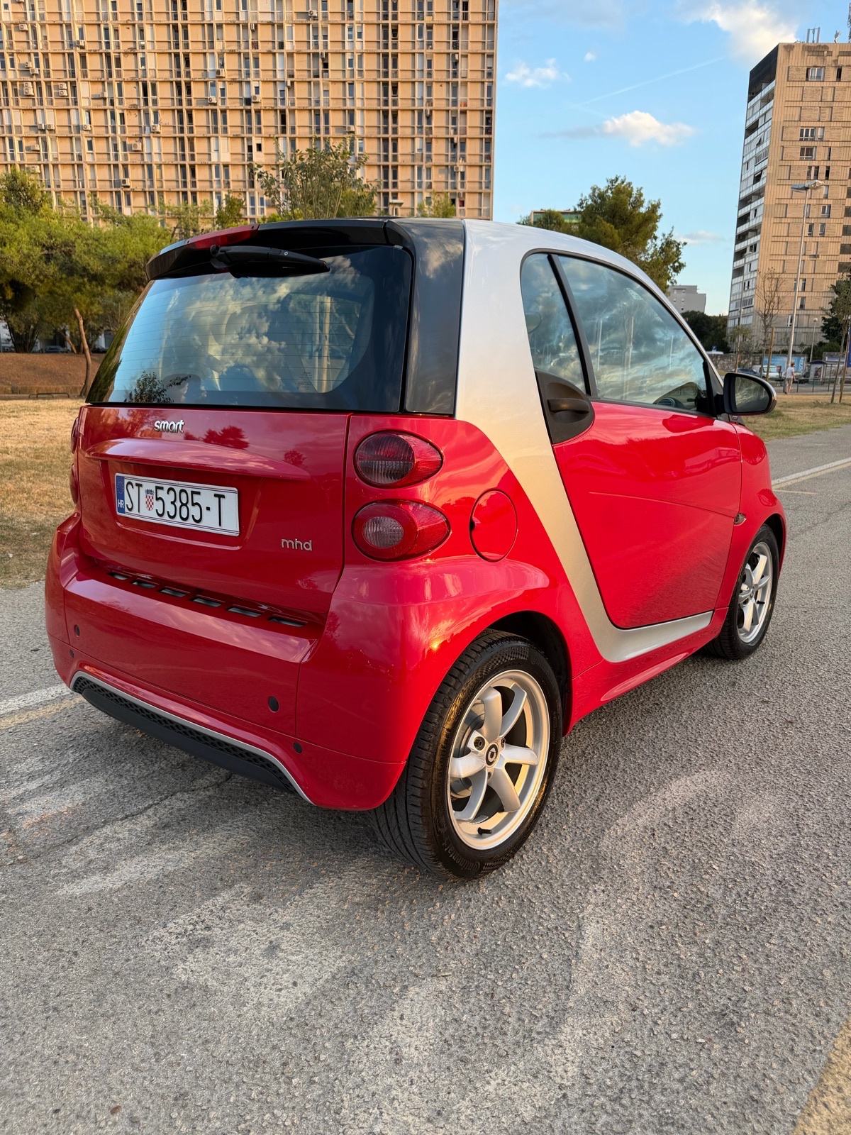 Smart ForTwo 1.0mhd Passion | Servo Volan | Top Stanje | Reg. do 07/27, fotografija 7