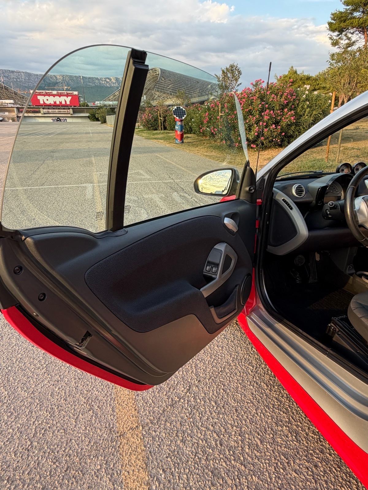 Smart ForTwo 1.0mhd Passion | Servo Volan | Top Stanje | Reg. do 07/27, fotografija 14