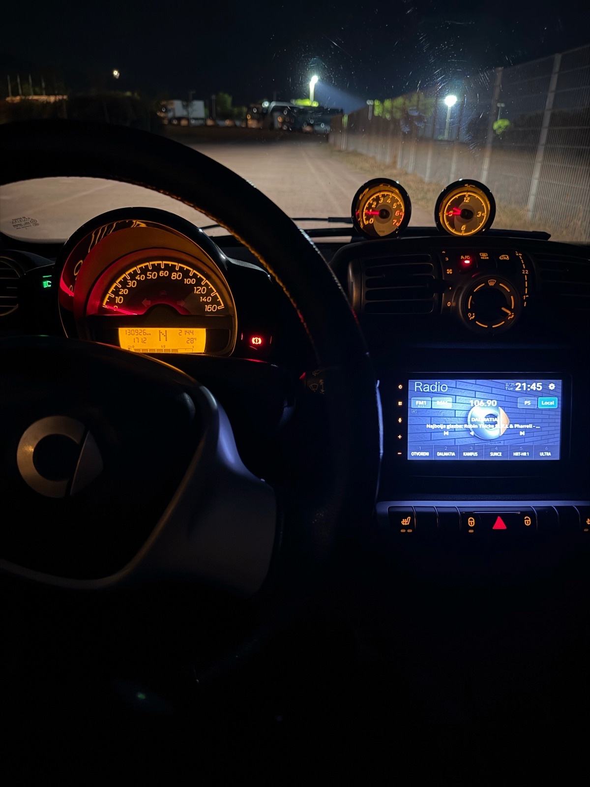 Smart ForTwo 1.0mhd Passion | Servo Volan | Top Stanje | Reg. do 07/27, fotografija 18