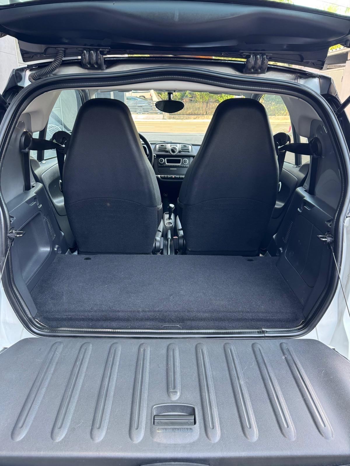 SMART FORTWO //139tkm//prvi vlasnik//klima//odličan//, fotografija 10