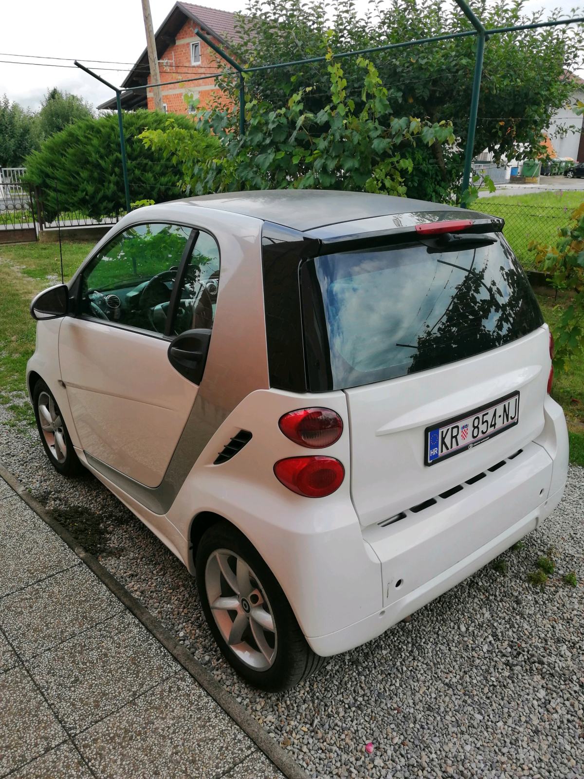 Smart fortwo 2011god.cdi 451 UPRAVO reg.5/27 diesel automatic, fotografija 4
