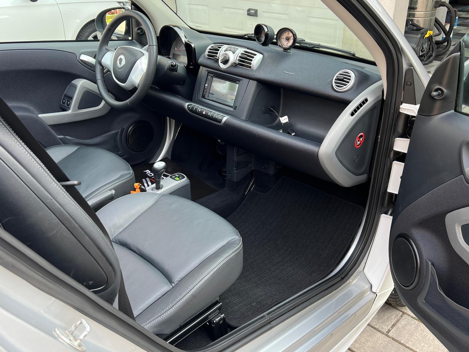 Smart fortwo cabrio 1.0 benzin automatik, fotografija 8