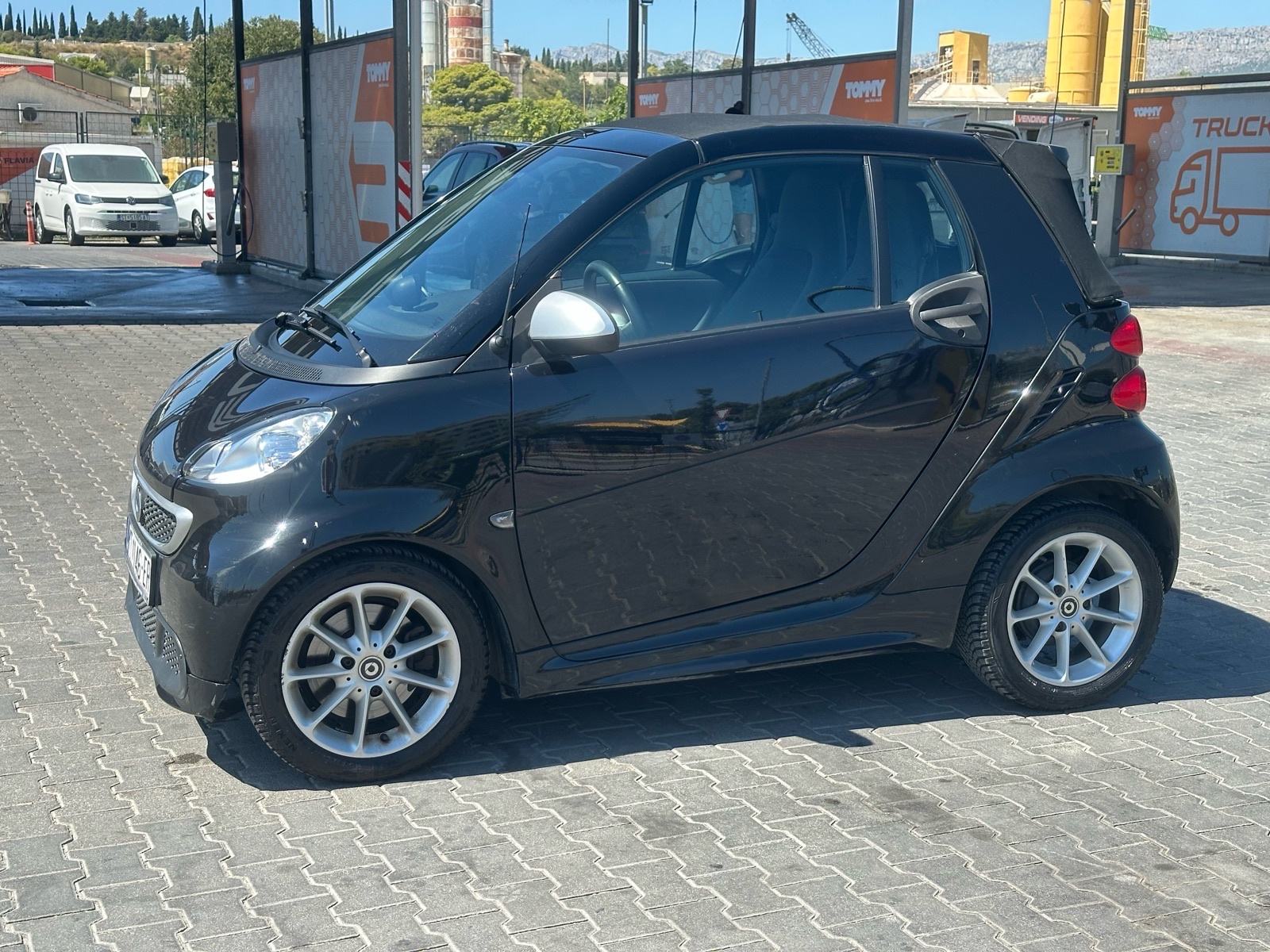 Smart fortwo CABRIO, navigacija, SERVO, zamjena za jeftinije uz doplat, fotografija 3