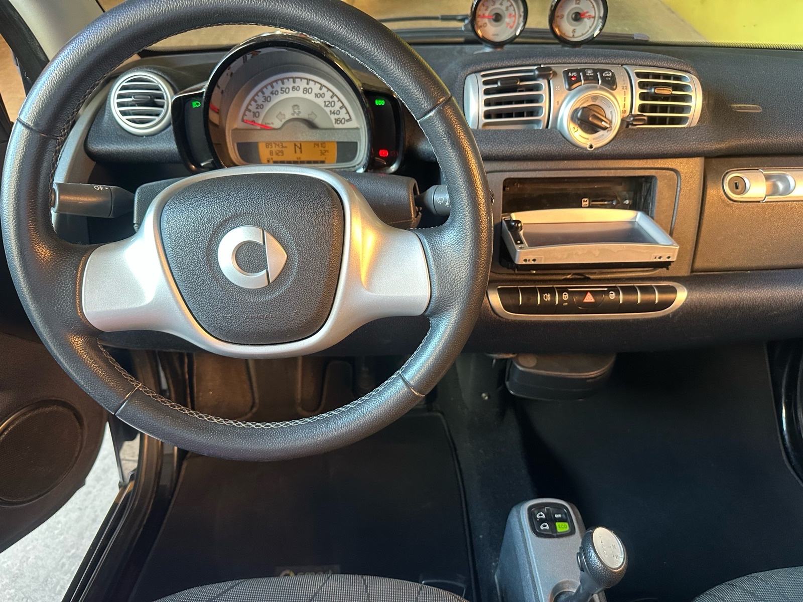 Smart fortwo CABRIO, navigacija, SERVO, zamjena za jeftinije uz doplat, fotografija 17