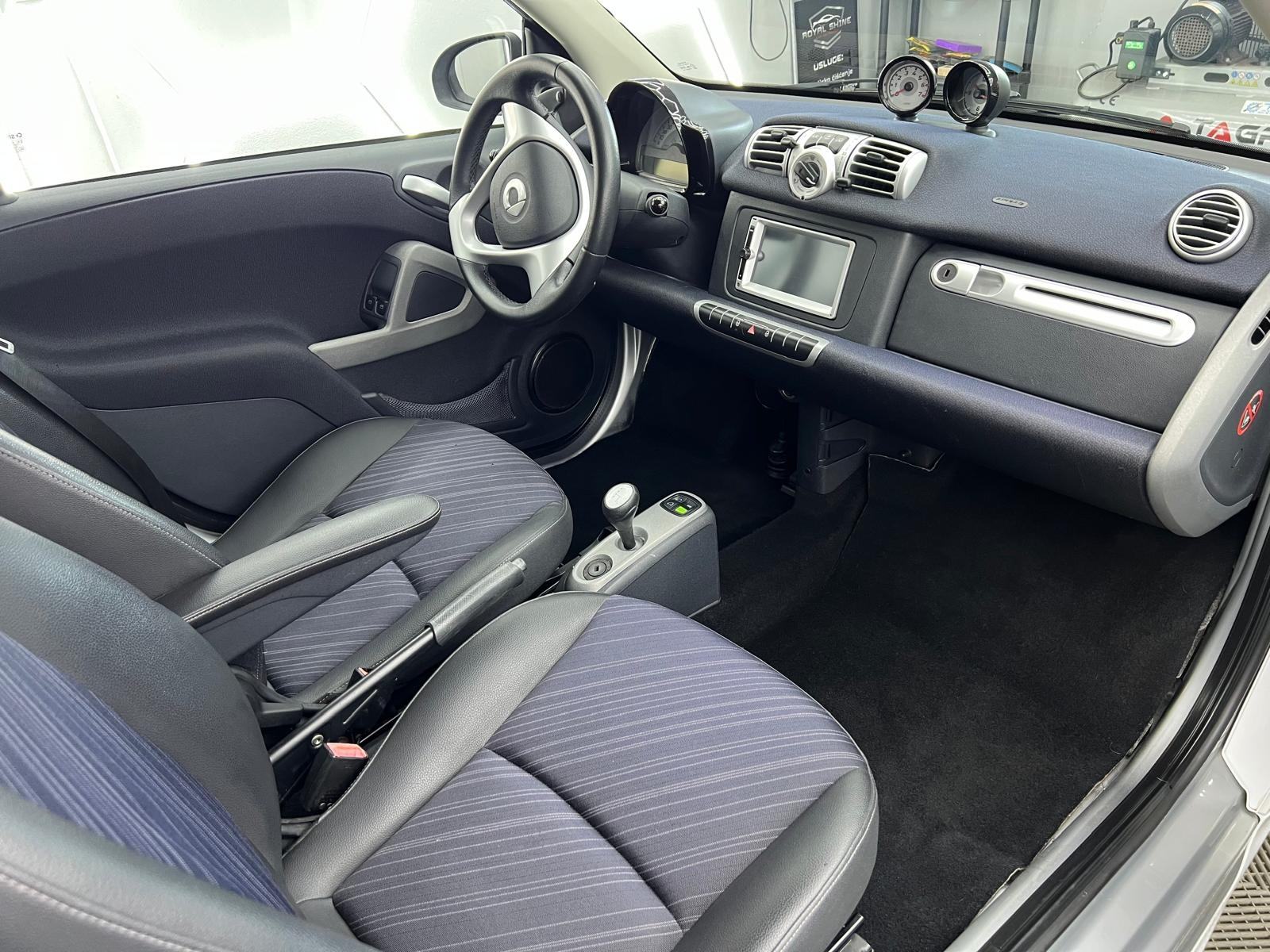 Smart fortwo cabrio PULSE Softouch automatik, fotografija 11