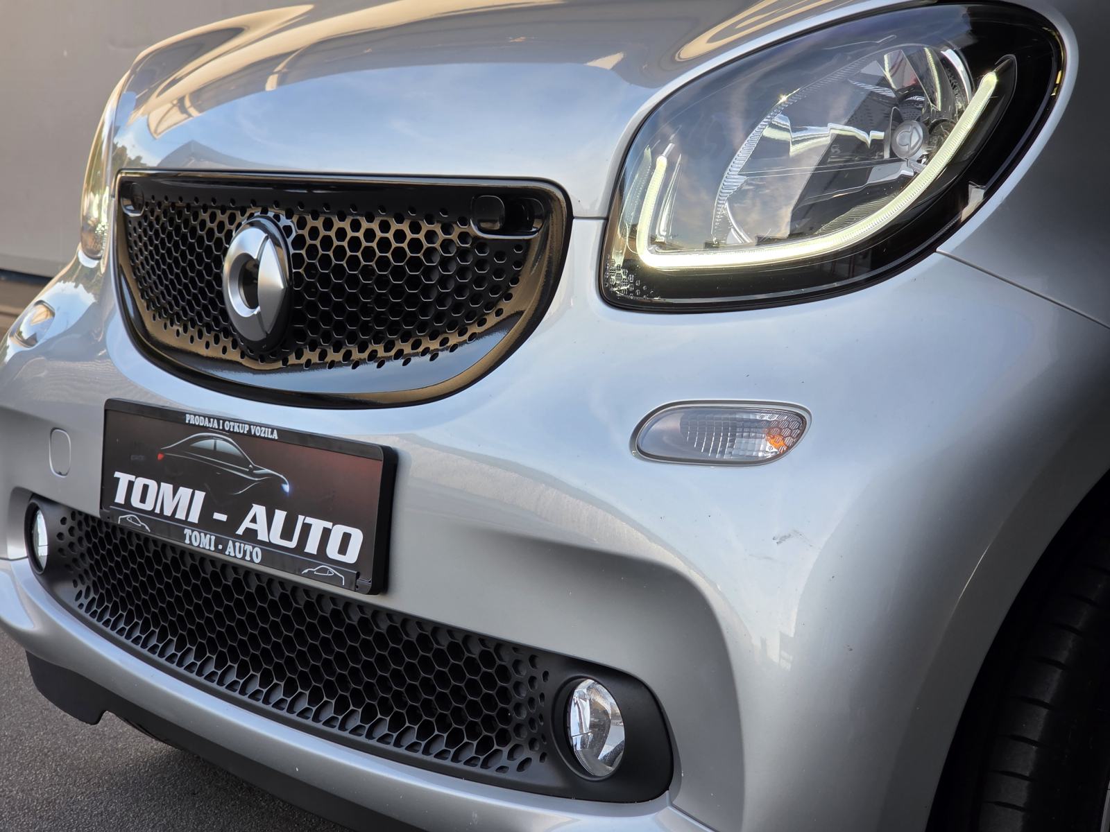 Smart fortwo cabrio TURBO 90KS automatik,LED,AUTOM.KLIMA,NAVIGACIJA, fotografija 9
