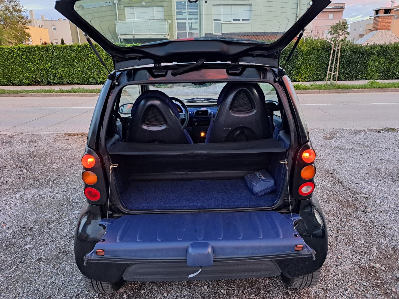 Smart ForTwo CDI Passion KLIMA/SERVO ++MOG. KUPNJE KARTICAMA++, fotografija 16