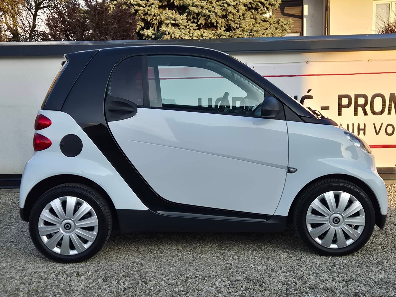 Smart fortwo coupe 0.8 Cdi,savršeno stanje,ko novi, fotografija 6