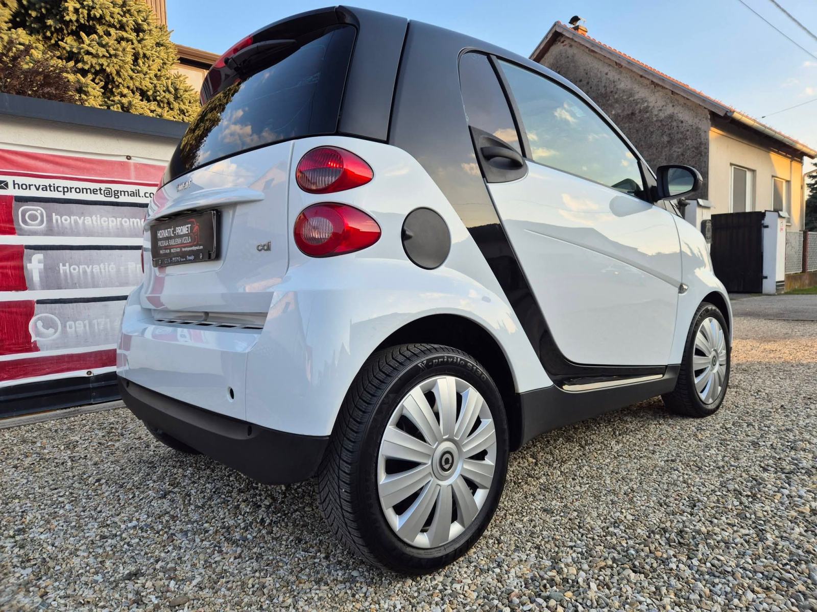 Smart fortwo coupe 0.8 Cdi,savršeno stanje,ko novi, fotografija 10