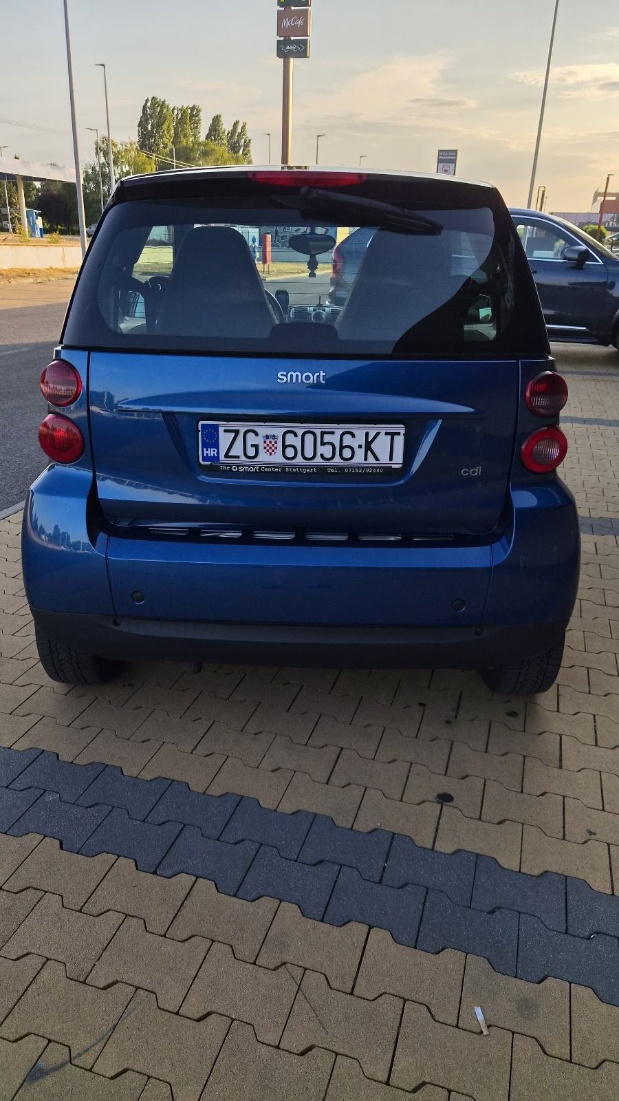 Smart fortwo coupe 0.8 cdi, fotografija 4