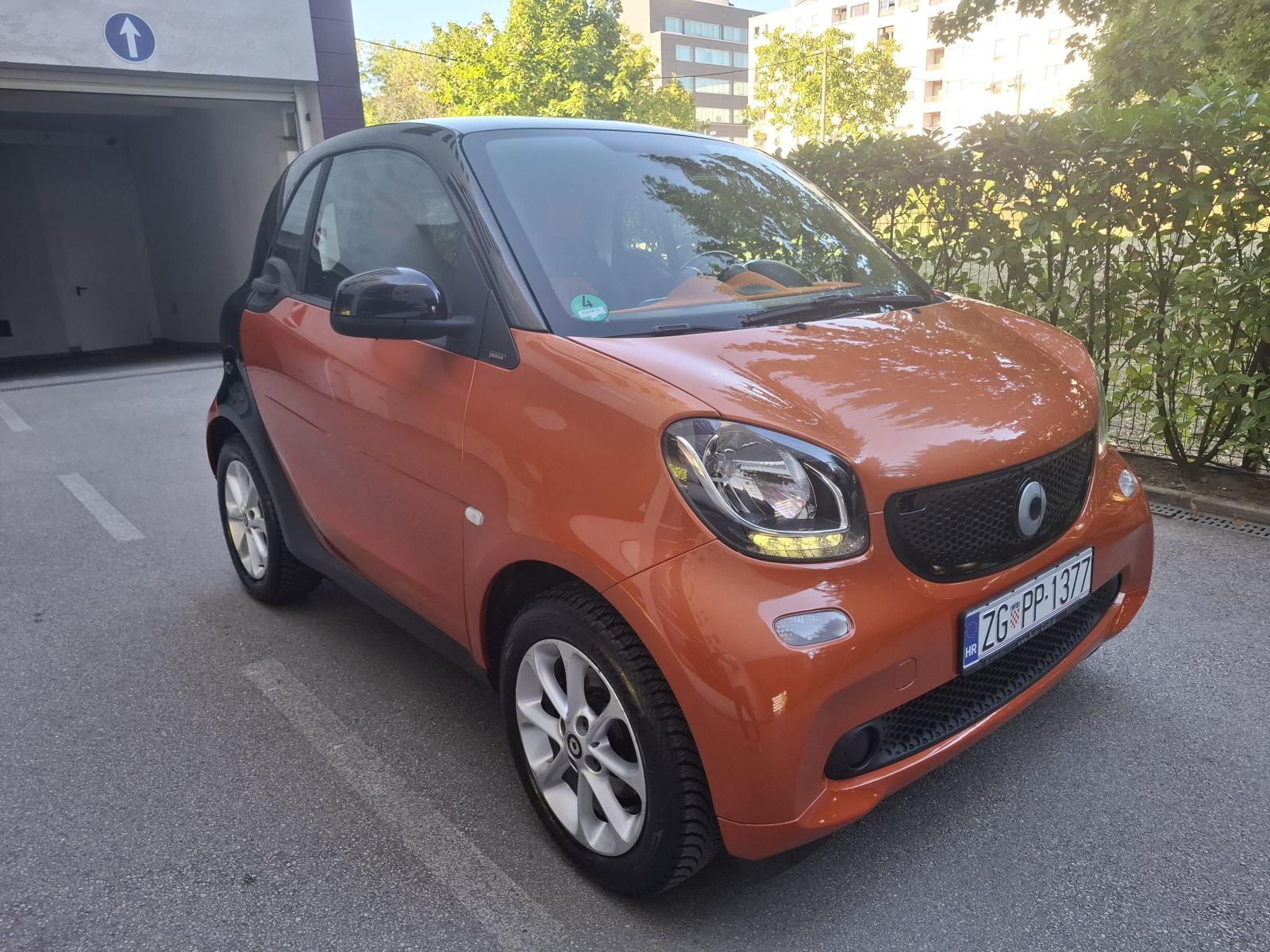 SMART FORTWO COUPE * AUTOMATIK, KLIMA, PANORAMA, fotografija 2