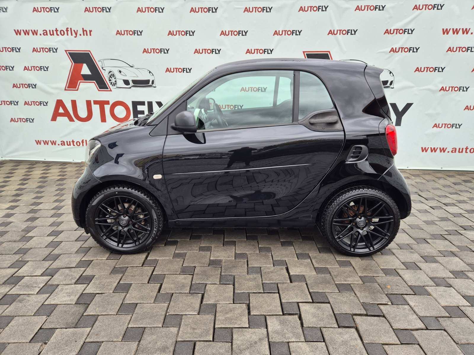 Smart Fortwo Coupe automatik, Led, Tempomat, Klima, 17" alu Brabus, fotografija 5