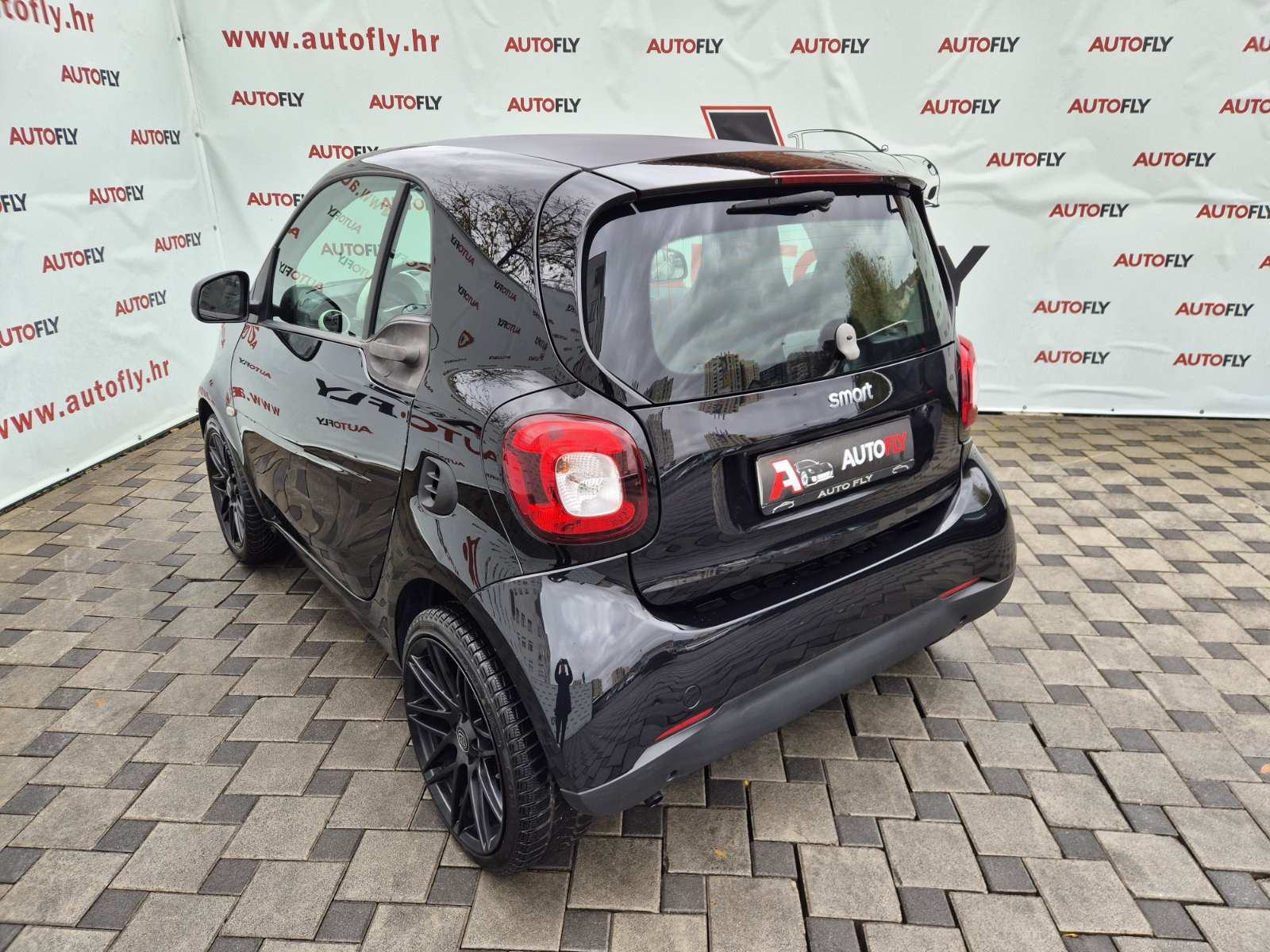 Smart Fortwo Coupe automatik, Led, Tempomat, Klima, 17" alu Brabus, fotografija 6
