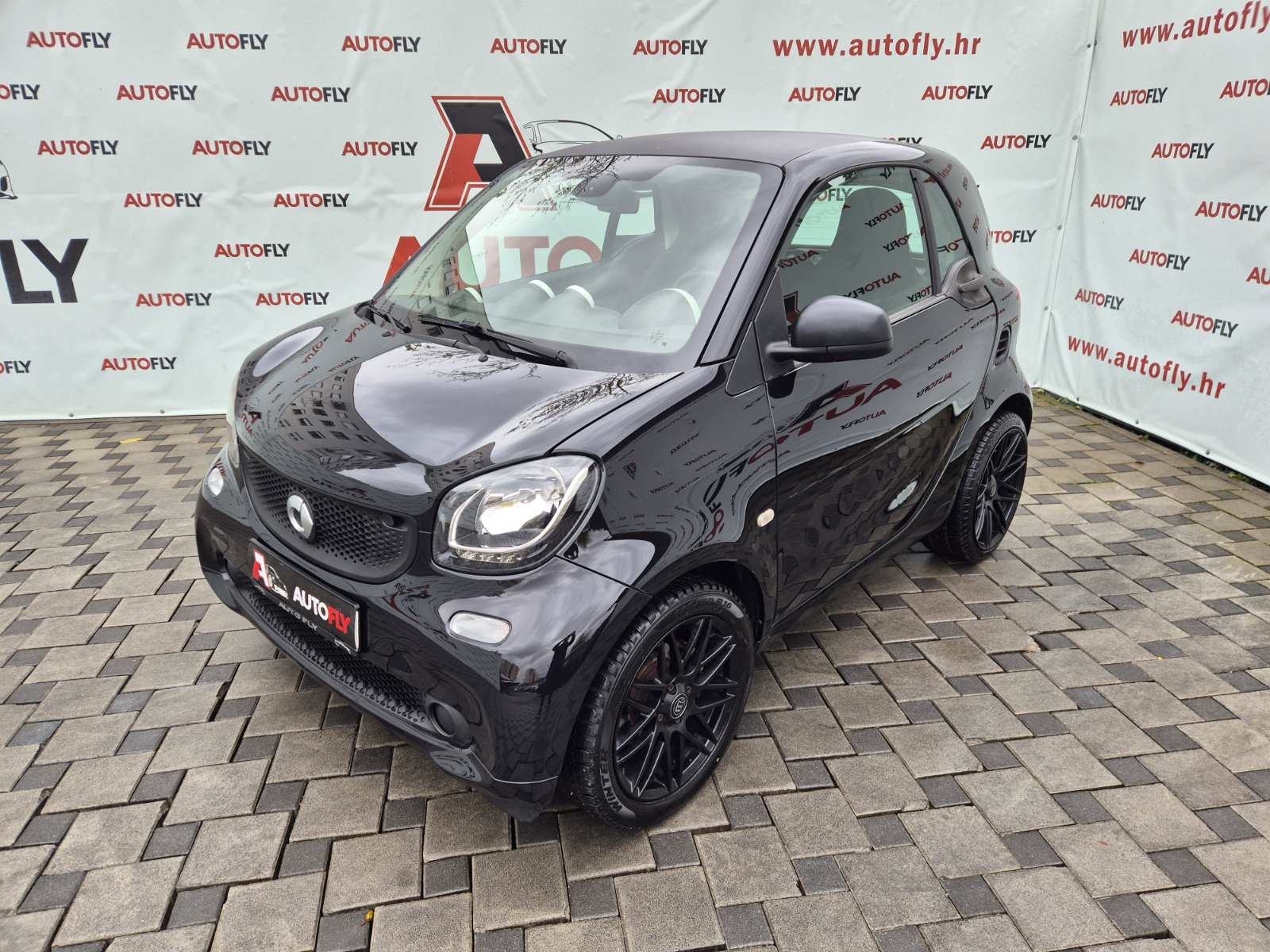 Smart Fortwo Coupe automatik, Led, Tempomat, Klima, 17" alu Brabus, fotografija 10