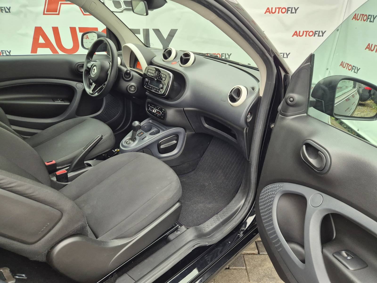 Smart Fortwo Coupe automatik, Led, Tempomat, Klima, 17" alu Brabus, fotografija 13