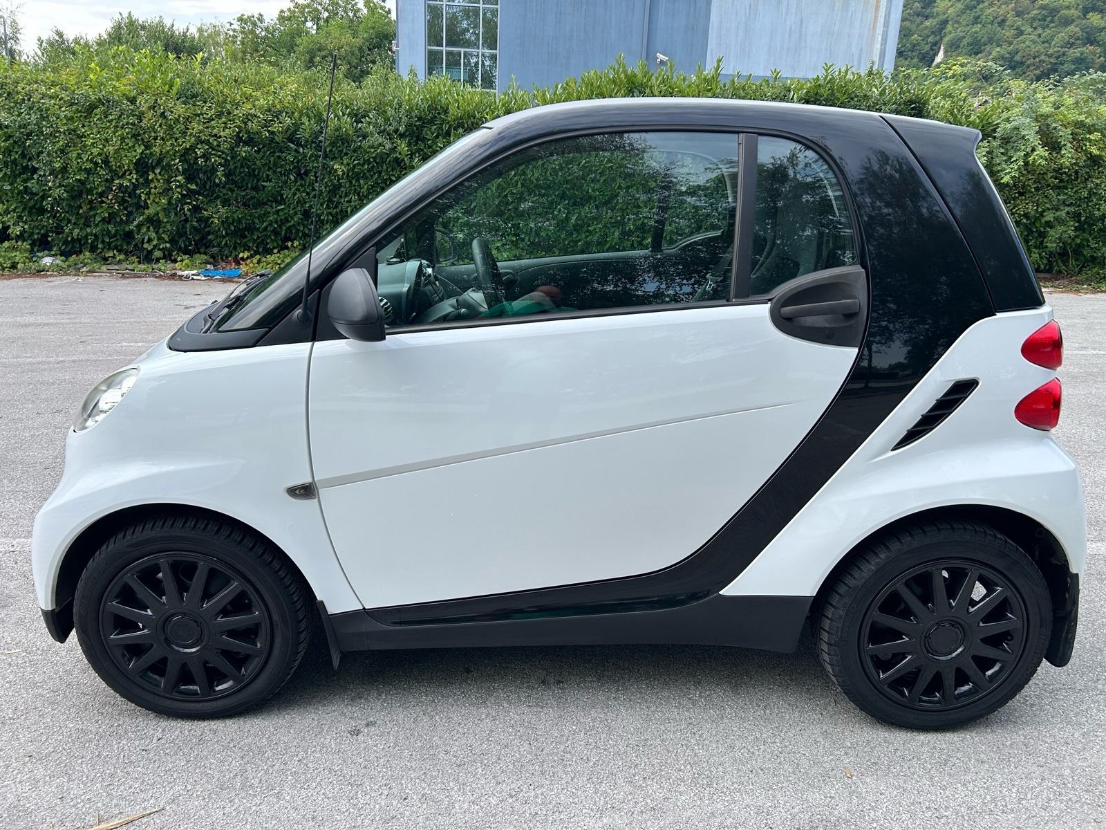 Smart fortwo coupe ***AUTOMATIK***rega 07/2026, fotografija 4