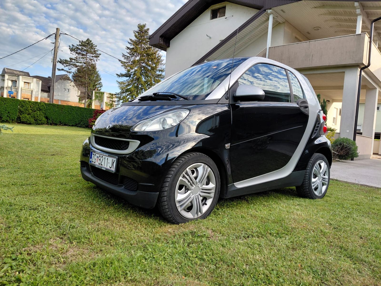 Smart fortwo coupe automatik, fotografija 6