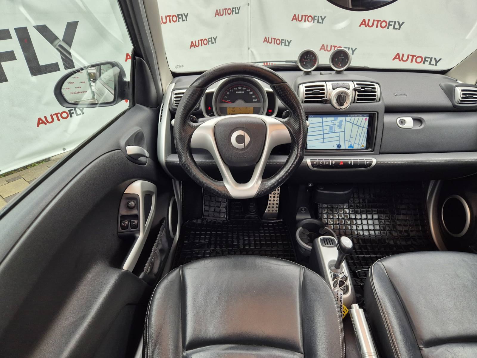Smart fortwo coupe Brabus, HR auto, Stakleni krov, Koža, Navi, 17"alu, fotografija 15