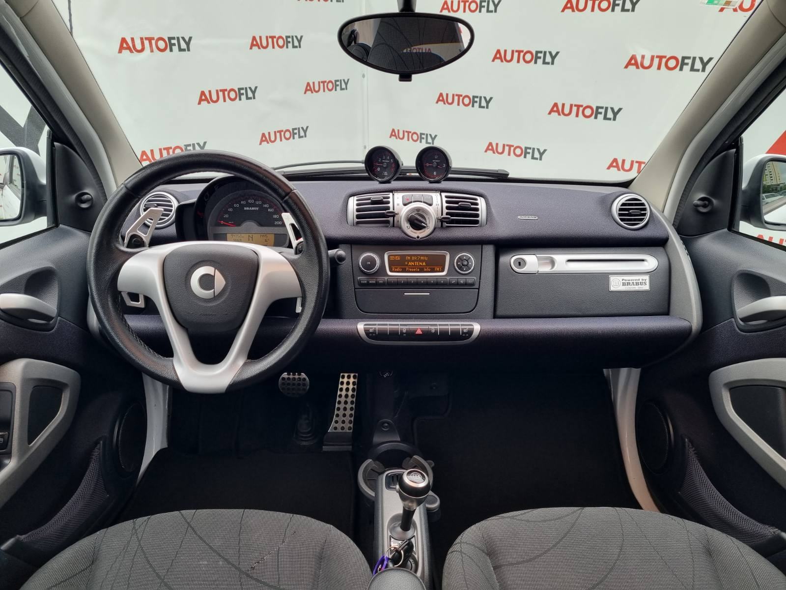 Smart fortwo coupe Brabus 102ks, Stakleni krov, Klima, 17"alu, fotografija 12
