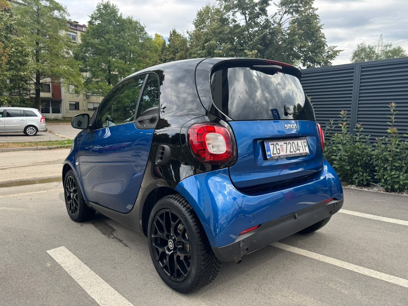 Smart fortwo coupe fortwo automatik, fotografija 5