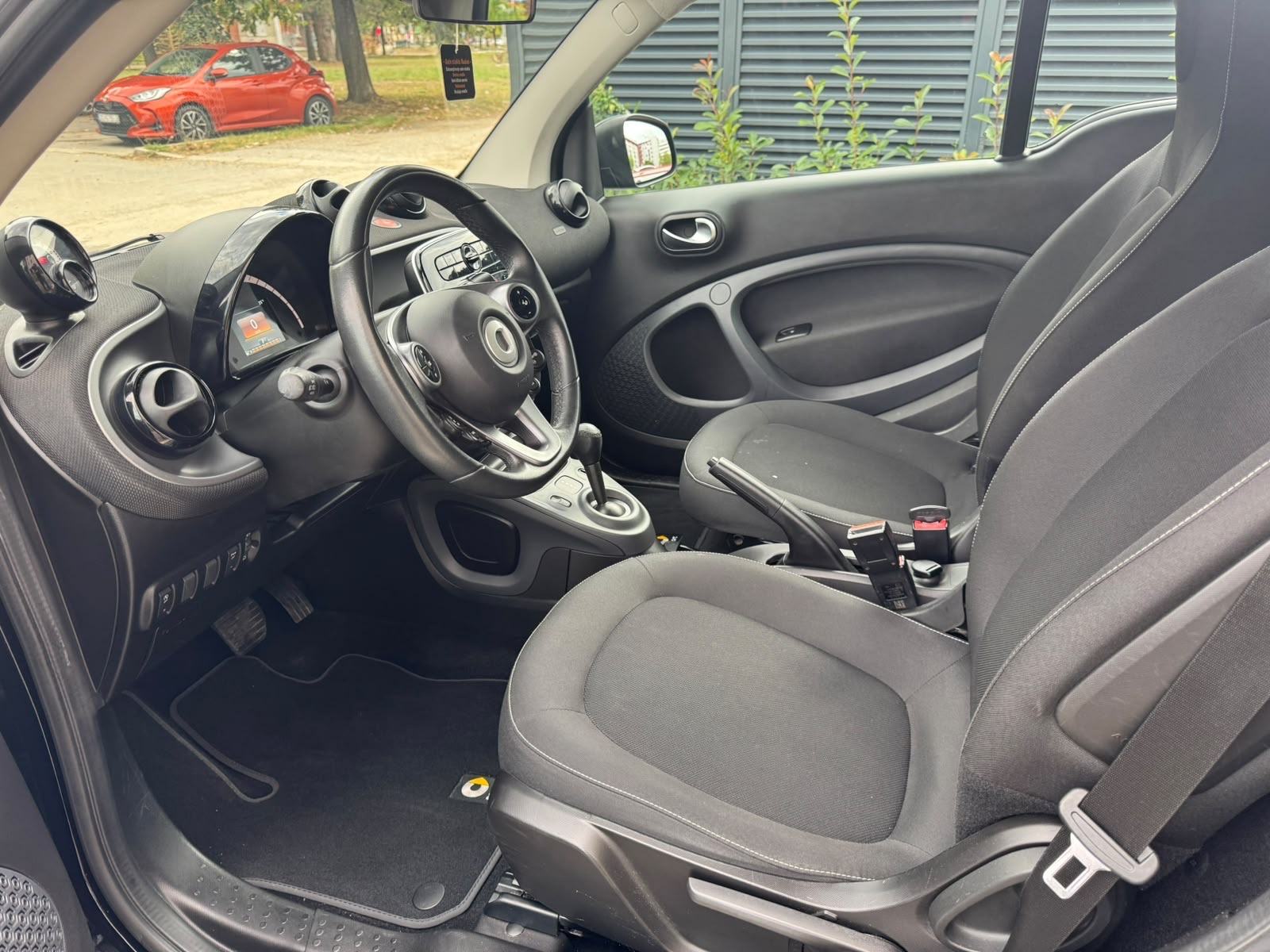 Smart fortwo coupe fortwo automatik, fotografija 9