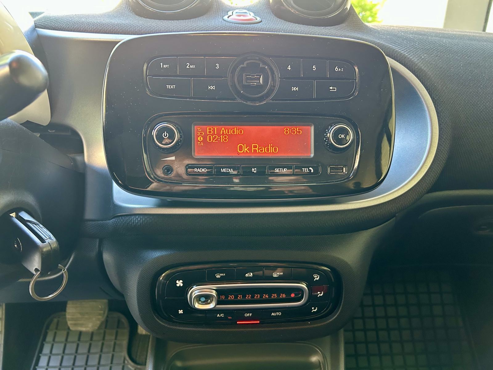 Smart ForTwo 1.0 Automatik Passion reg.02/2027, fotografija 16