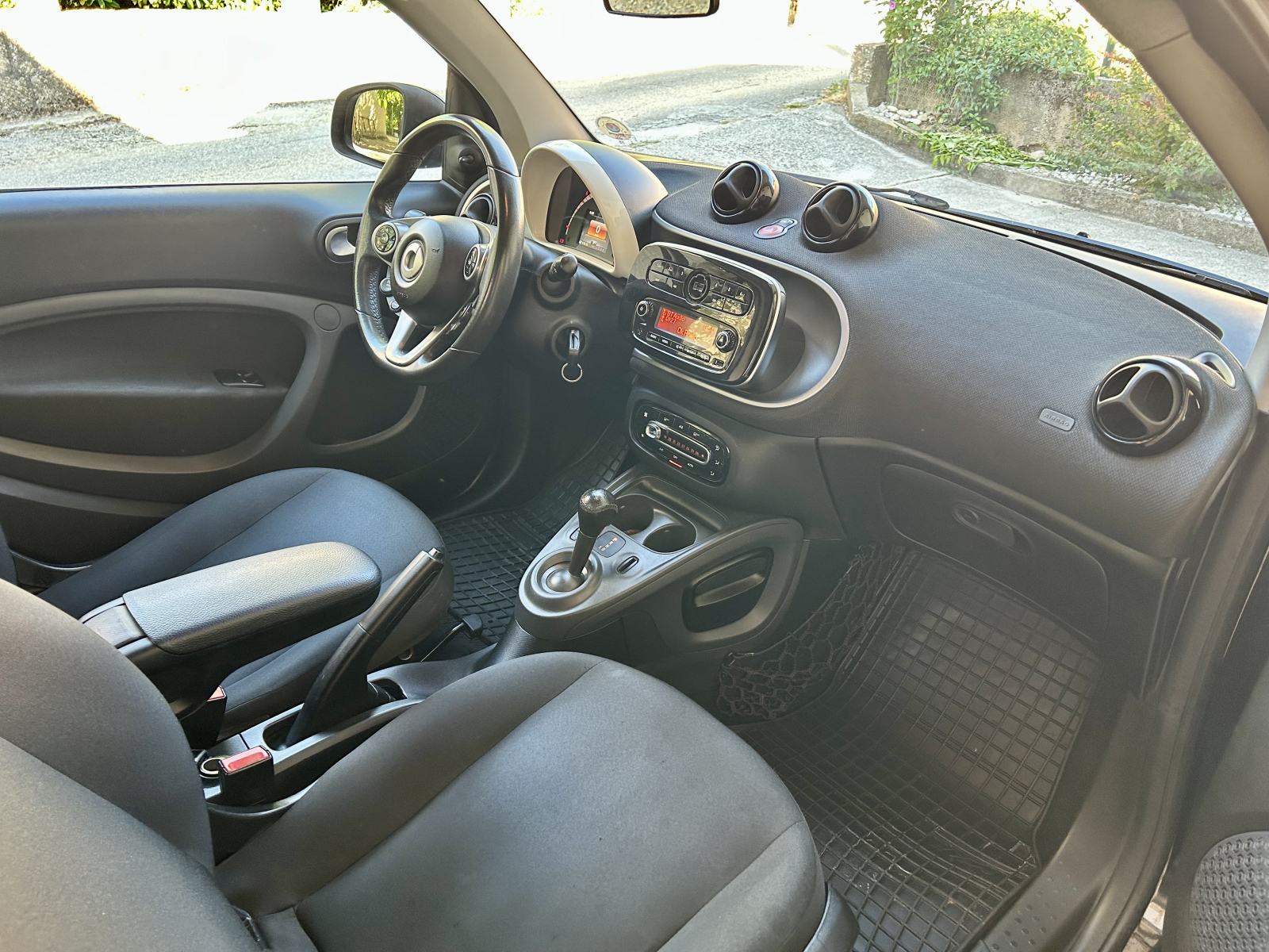 Smart ForTwo 1.0 Automatik Passion reg.02/2027, fotografija 10