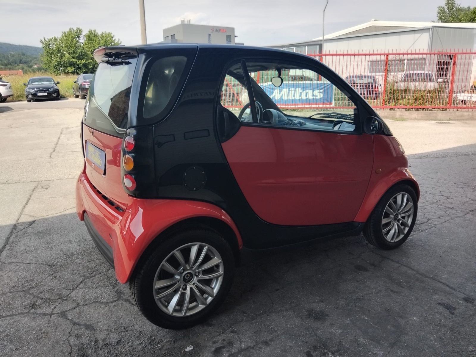 Smart fortwo coupe Pure Automatik,Klima,Nove Gume,Odlično Stanje,, pogled izvana - slika 4