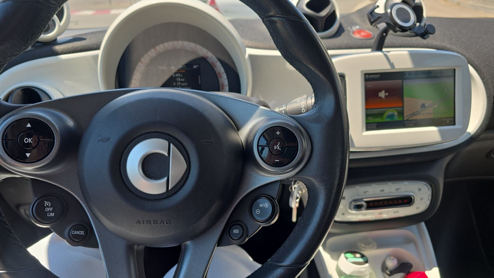 *Smart ForTwo 1.0 (71 KS) – 2015. god automatik, fotografija 6