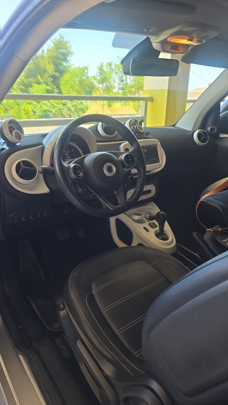 *Smart ForTwo 1.0 (71 KS) – 2015. god automatik, fotografija 7