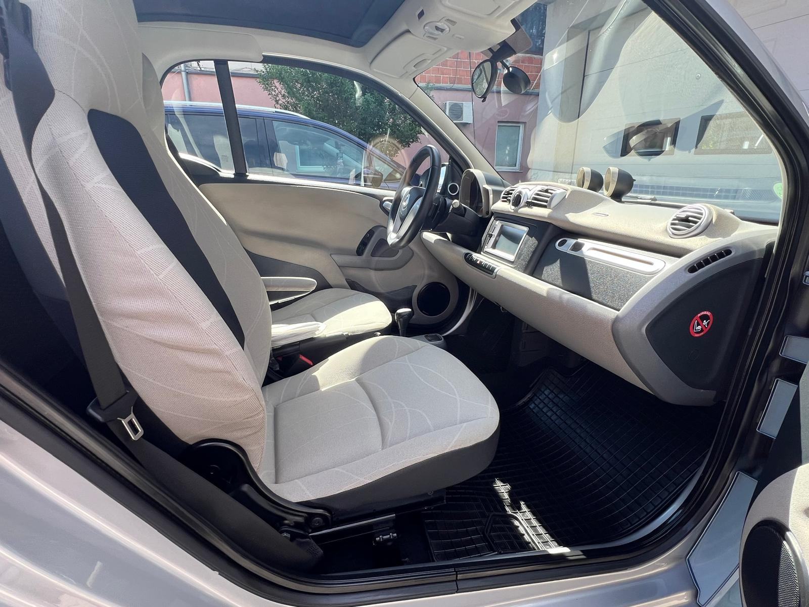 Smart fortwo coupe cdi Softouch SERVO, fotografija 11