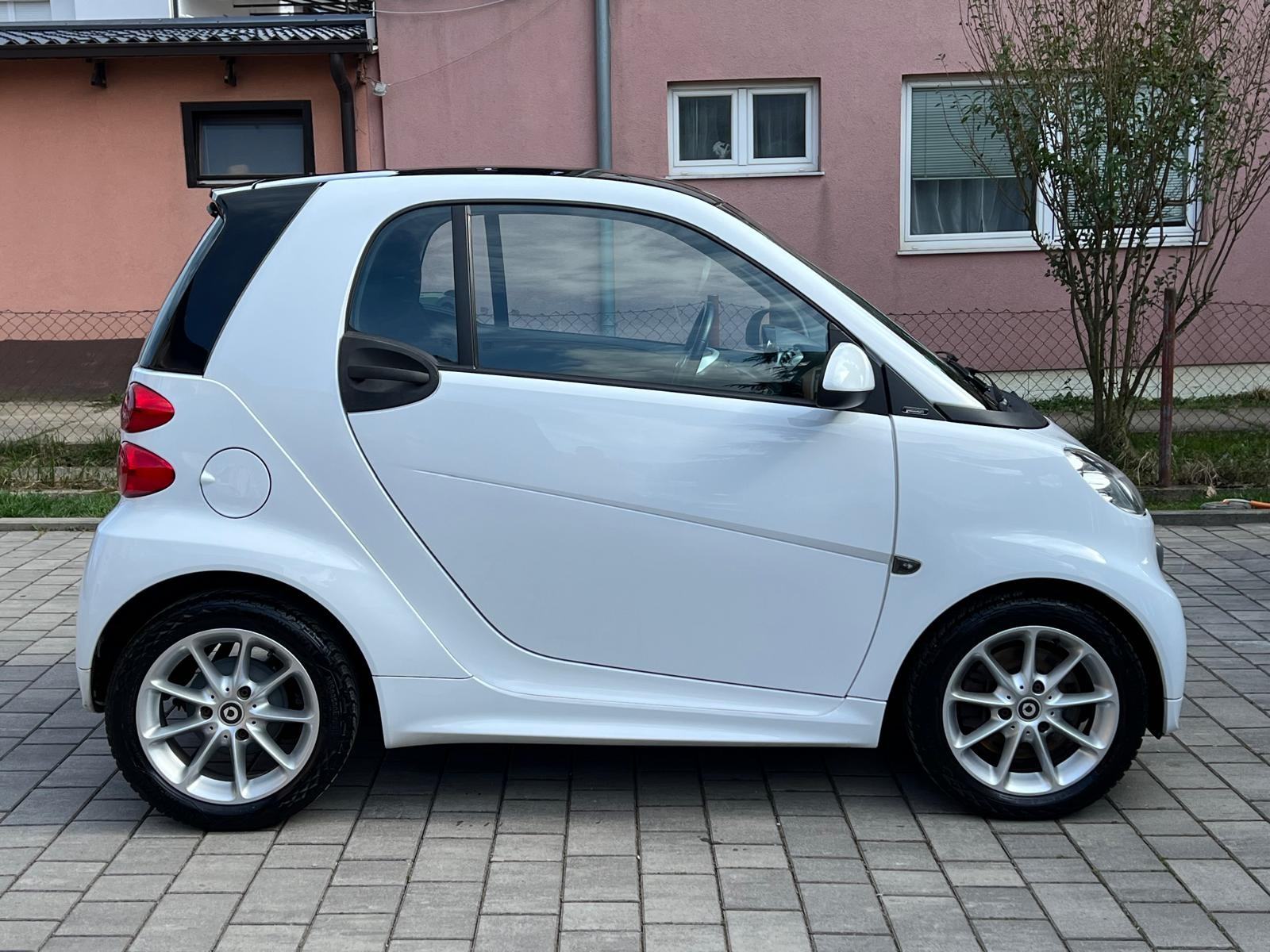Smart fortwo coupe Smart fortwo hybrid Softouch automatik, pogled izvana - slika 3