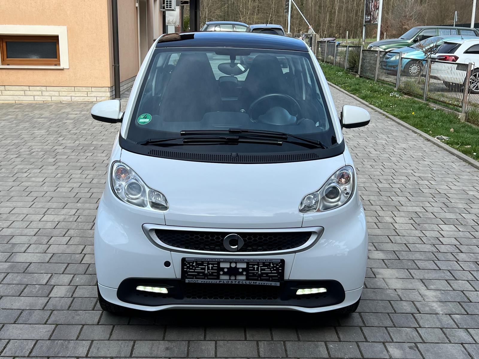 Smart fortwo coupe Smart fortwo hybrid Softouch automatik, pogled izvana - slika 2