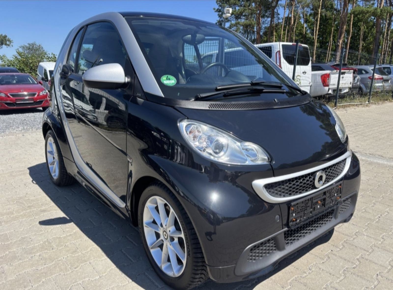 Smart fortwo- 52 Kw -SERVO‼️AUTOMATIK,KLIMA,NAVI,PANO,ALU..., fotografija 8