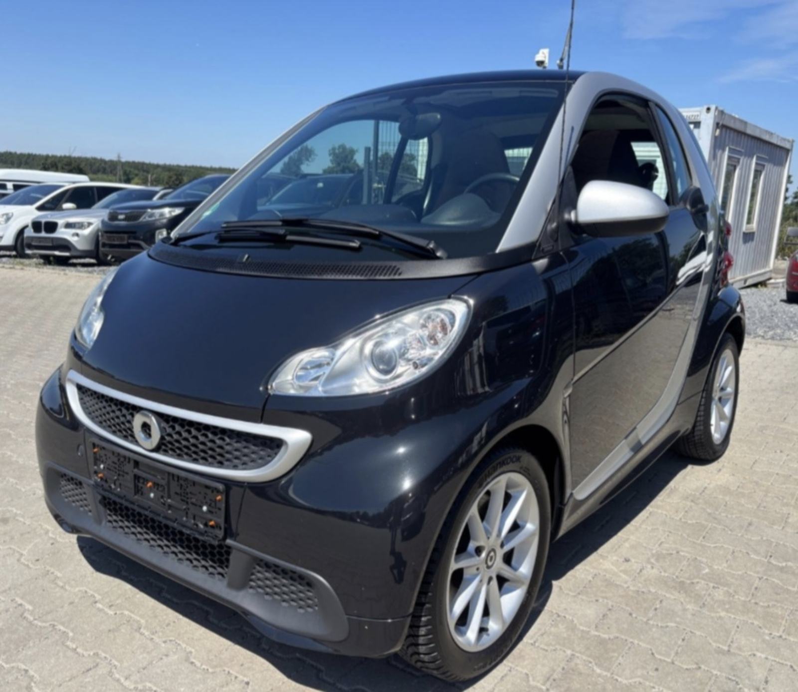 Smart fortwo- 52 Kw -SERVO‼️AUTOMATIK,KLIMA,NAVI,PANO,ALU..., fotografija 17