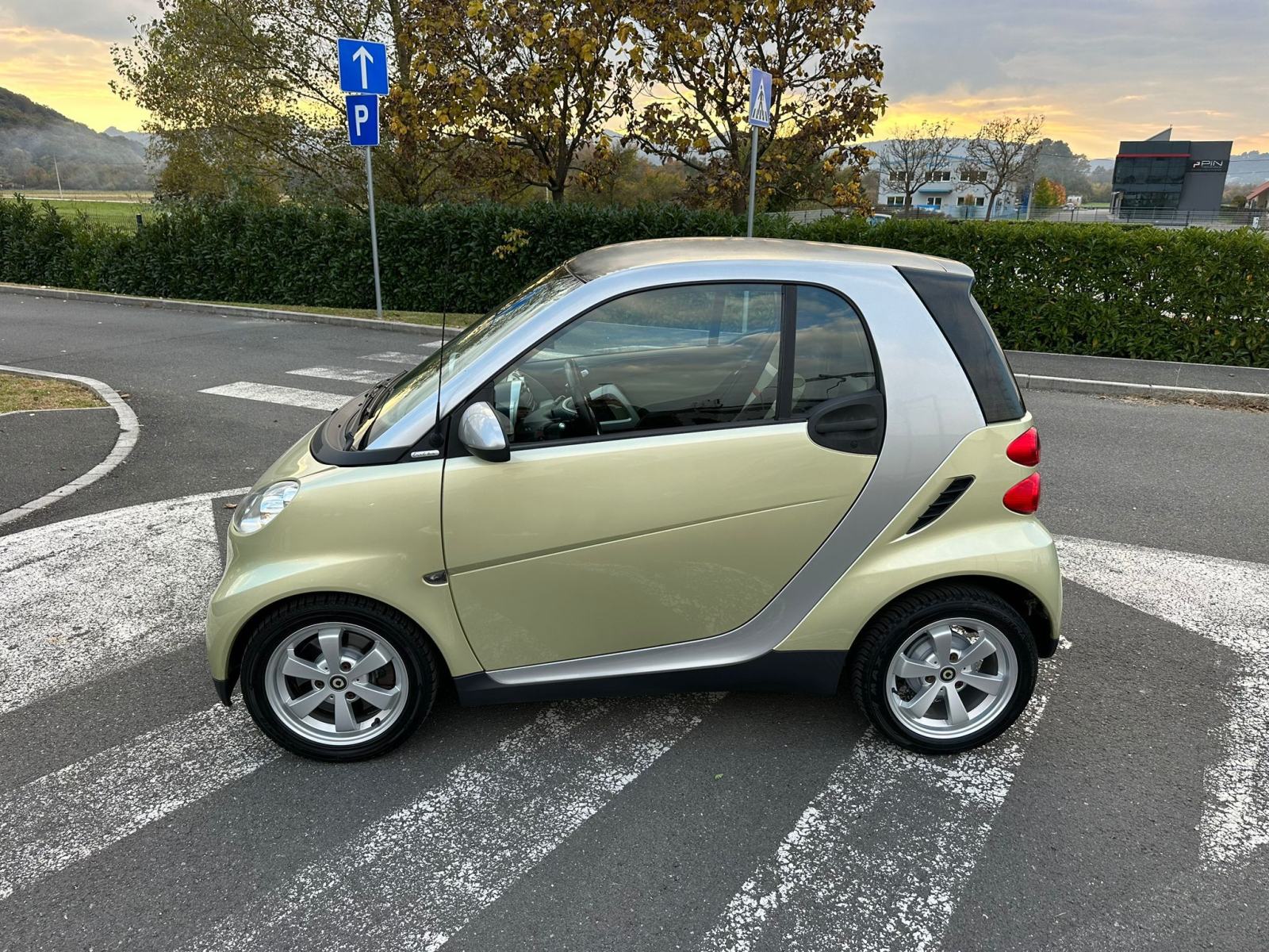 Smart fortwo coupe THREE LIMITED EDITION automatik, fotografija 13