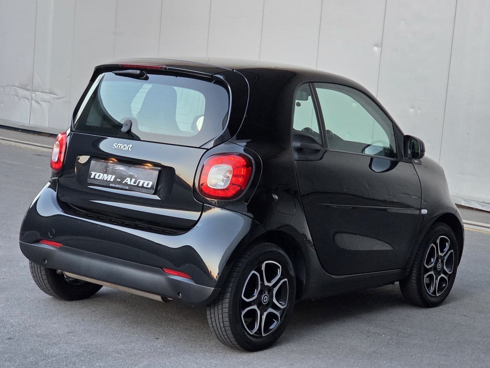 Smart fortwo coupe TURBO 66KW automatik,LED,PANO,NAVI,KOŽA,AUT.KLIMA, fotografija 12