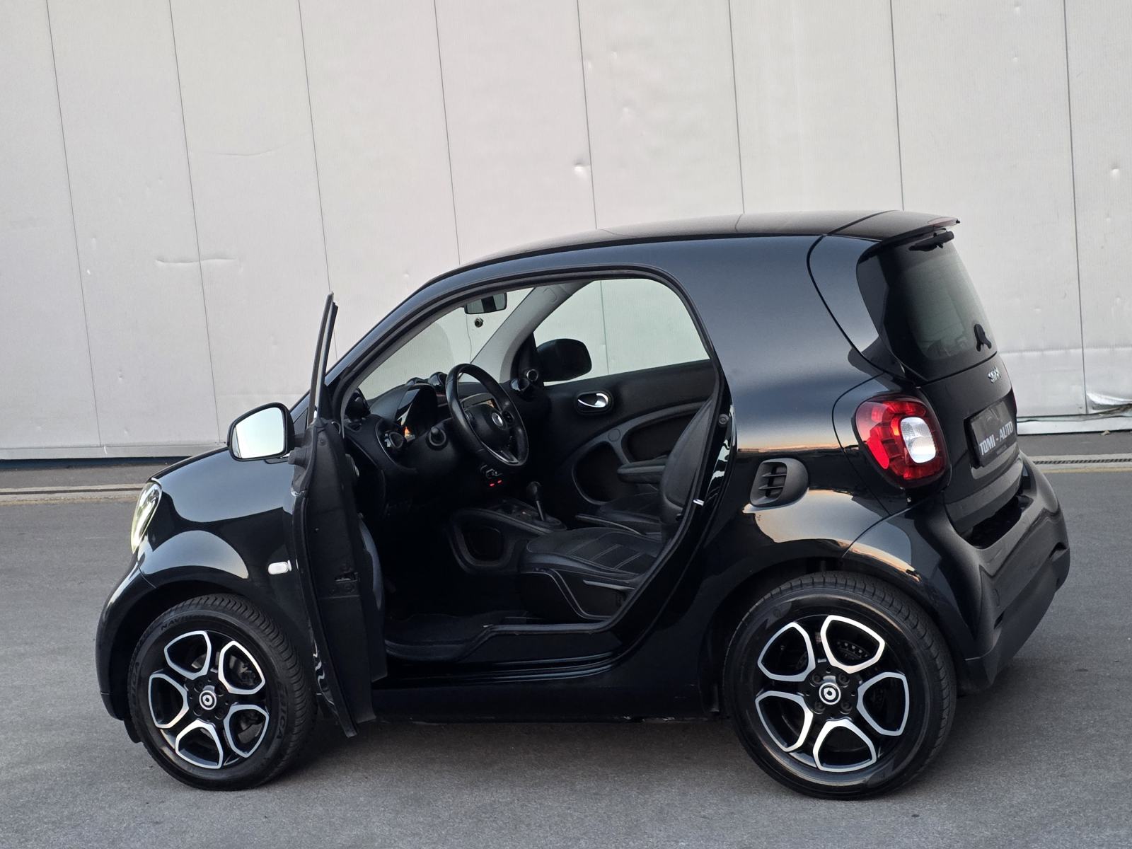 Smart fortwo coupe TURBO 66KW automatik,LED,PANO,NAVI,KOŽA,AUT.KLIMA, fotografija 14