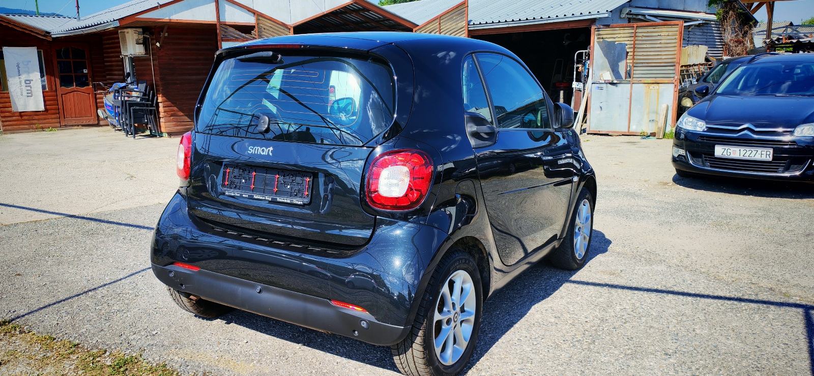 Smart fortwo coupe1.0 2019.G, fotografija 8