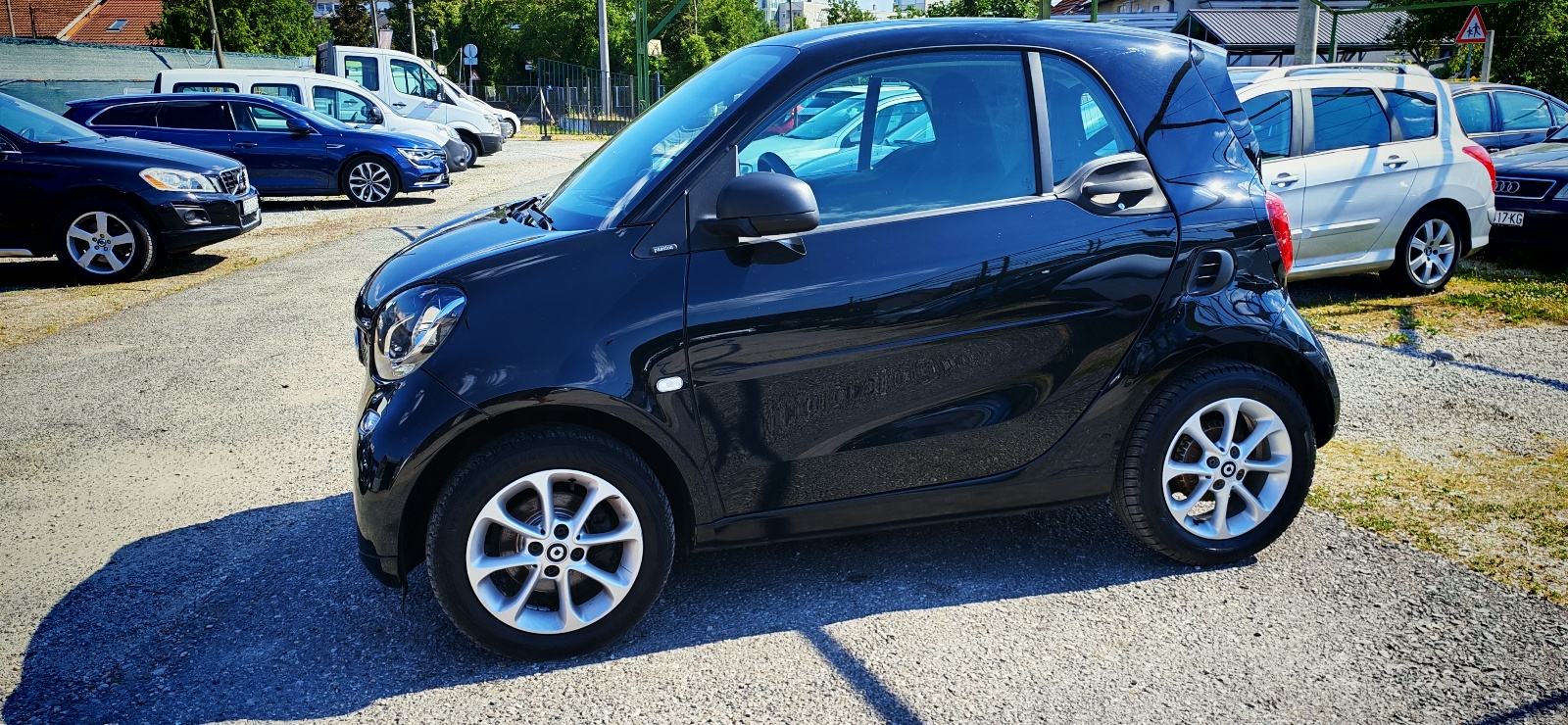 Smart fortwo coupe1.0 2019.G, fotografija 14