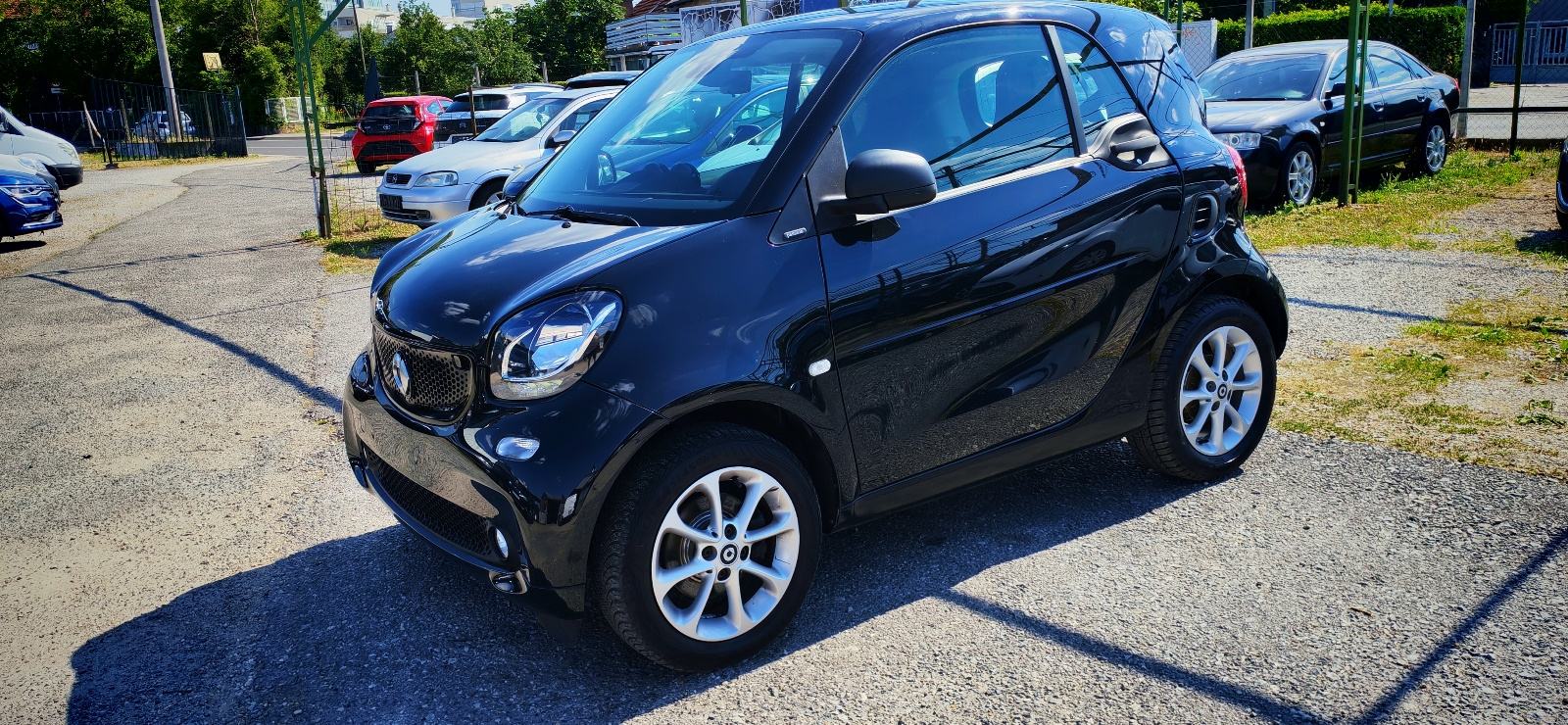 Smart fortwo coupe1.0 2019.G, fotografija 15