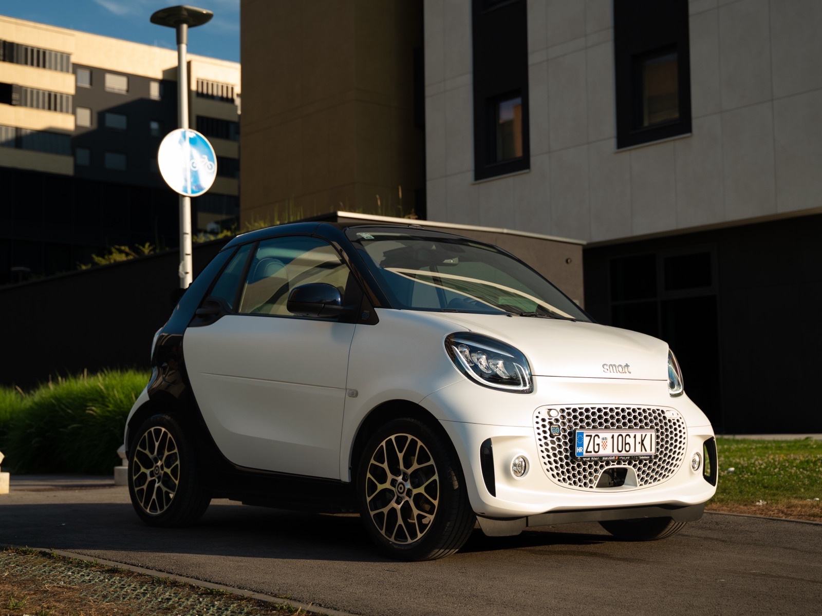 Smart ForTwo EQ Cabrio, fotografija 1