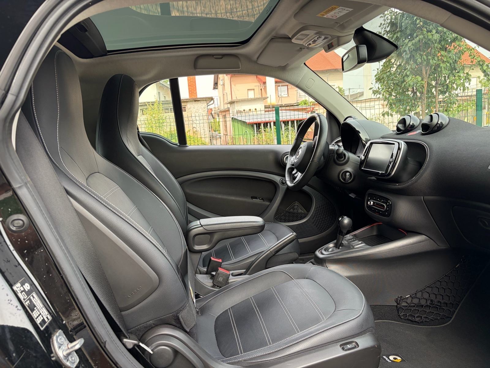 ⭐️SMART FORTWO EQ PRIME LED NAVI KAMERA PDC CARBON KOŽA DISTRONIK ⭐️, fotografija 5