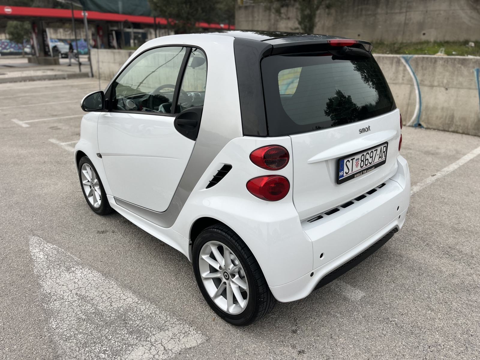 Smart fortwo turbo, 84ks, REG DO 03/2027, fotografija 4