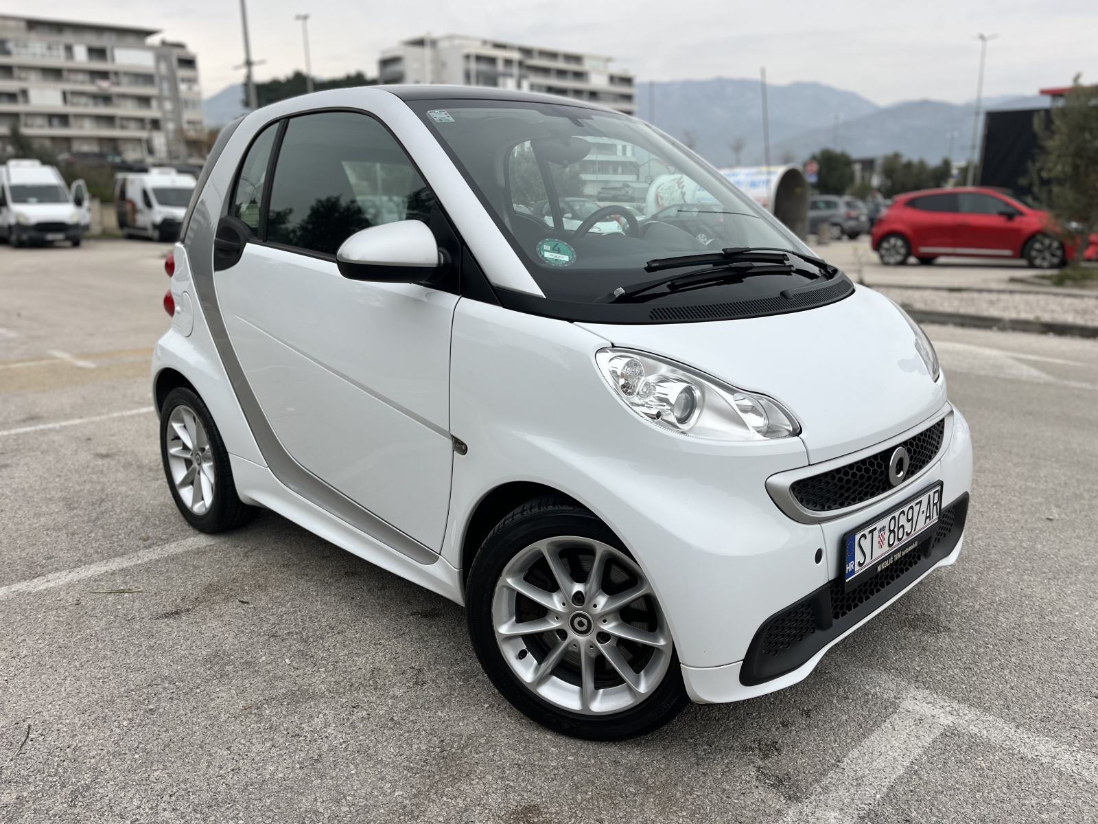 Smart fortwo turbo, 84ks, REG DO 03/2027, fotografija 6